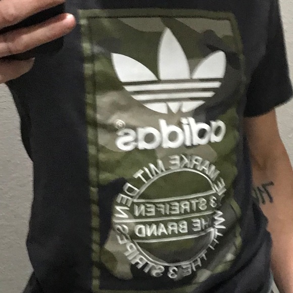 adidas BOX CAMO T BLK - Picture 3 of 4